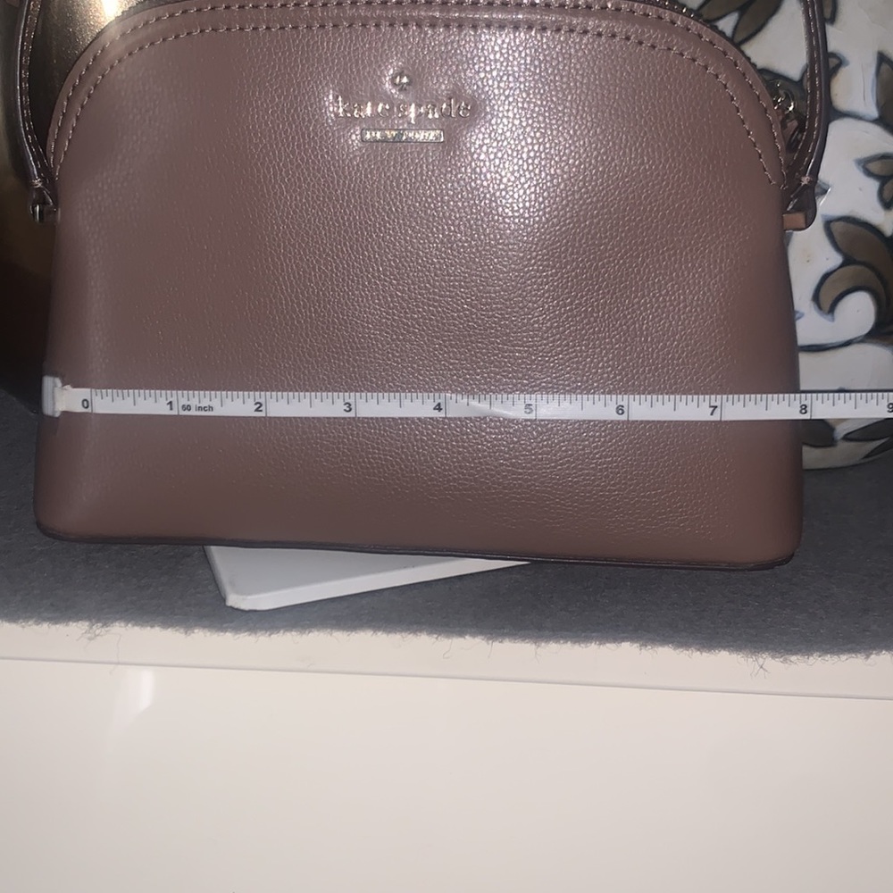 Kate Spade done crossbody purse - Picture 10 of 10